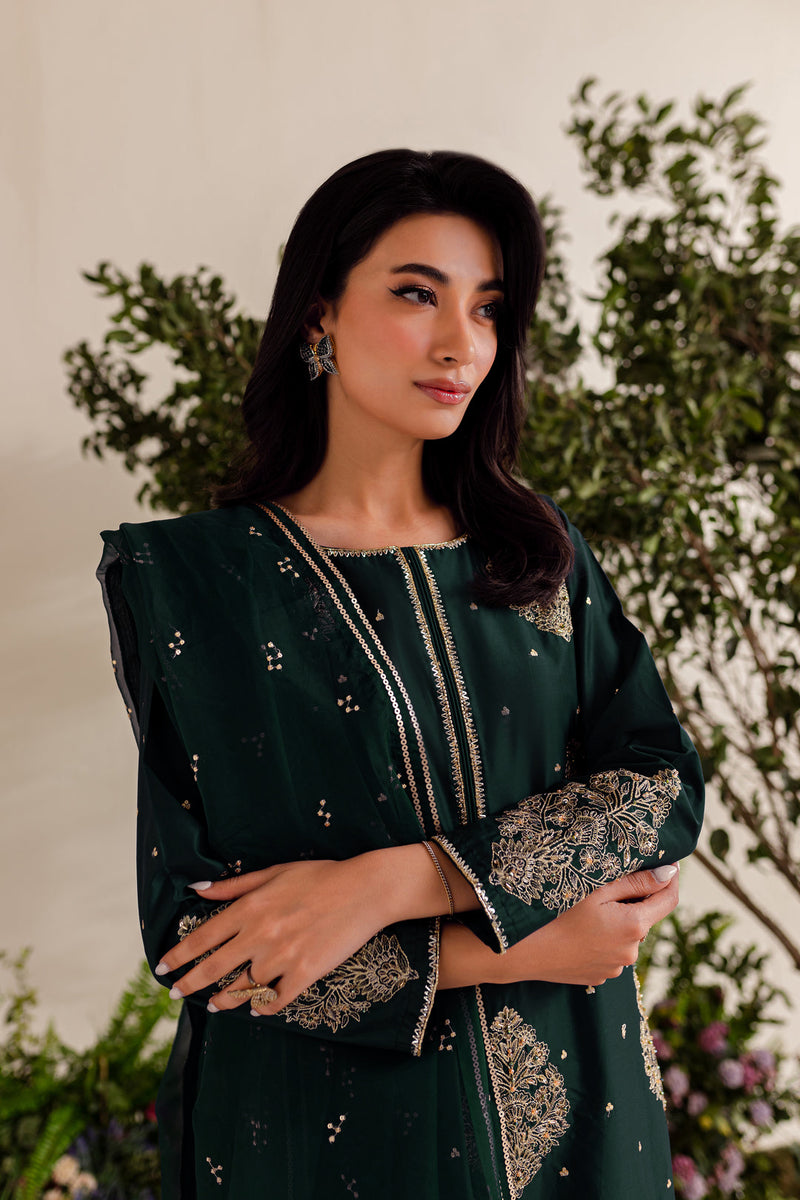 IMPERIAL GREEN EMBROIDERED 3PC Winter Dress FLAT 60%OFF