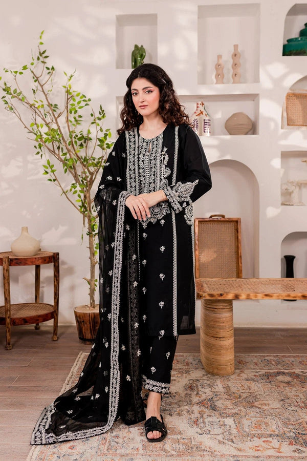 Ayeza Khan Chiffon Dress PRODUCT CODE :EF-127 Black – Eastern Fashion